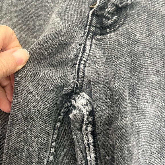 Levi’s 511 - Picture 4 of 6